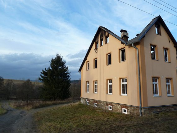 Následky žhářského útoku